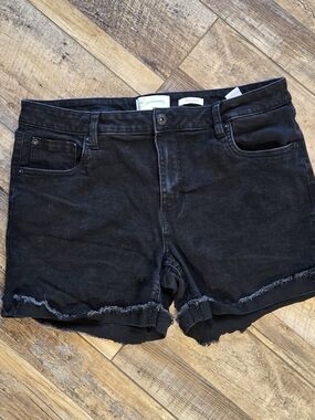Generation Love Women's Black Denim Cutoff Shorts